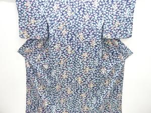 縮緬地　花模様小紋着物